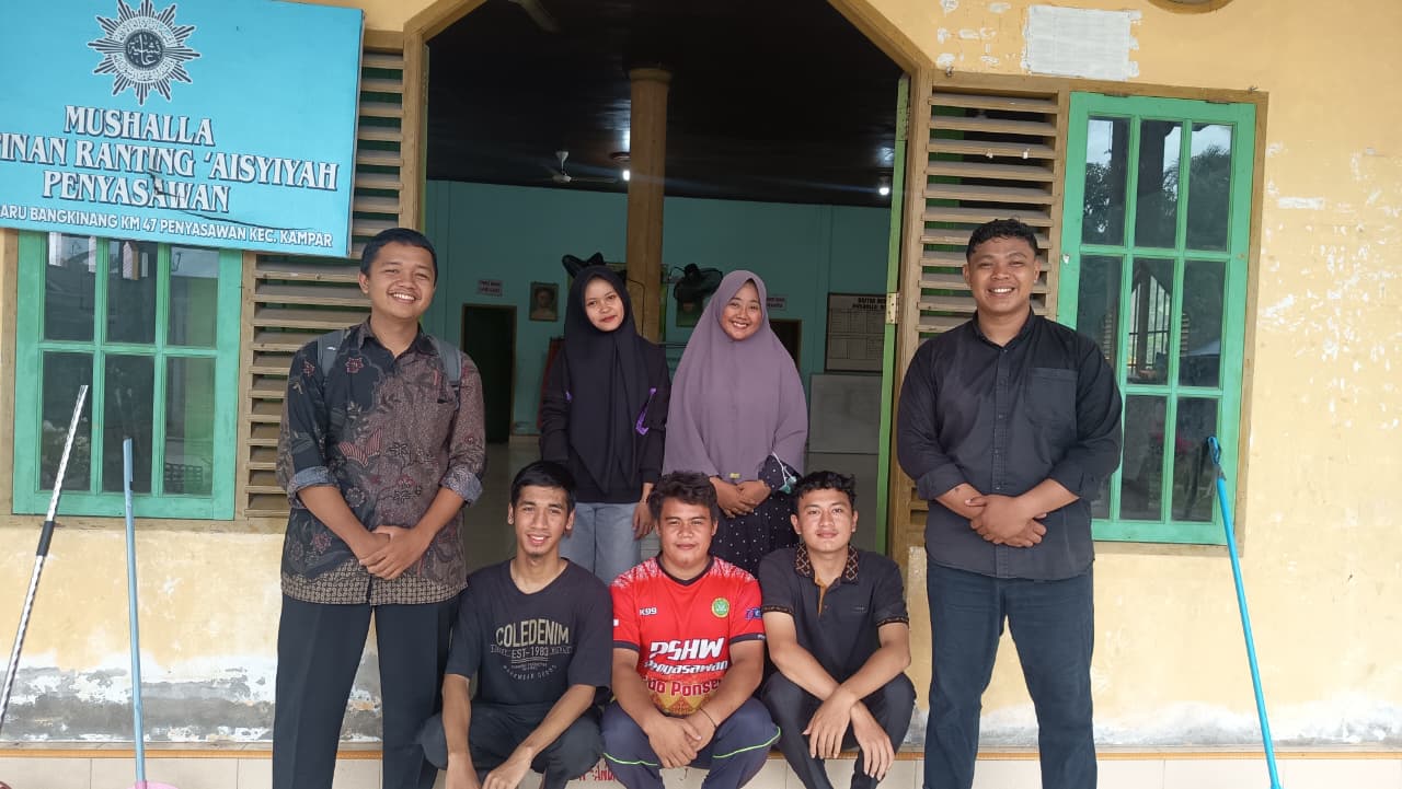 PC IMM Kampar gelar bakti sosial di mushala Aisyiyah desa Penyasawan, Semarakkan milad Muhammadiyah ke-113